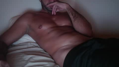 Snapshot of aston0 chatting on 1, 8, 2026 Aston online show from 1, 8, 2026