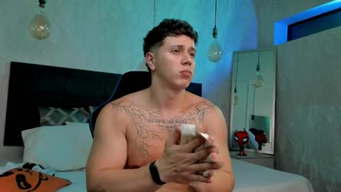 astonhills online show from 11, 4, 2026