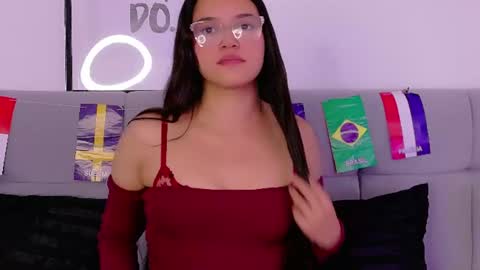 Snapshot of astred_hells chatting on 15, 7, 2026 Astred online show from 15, 7, 2026