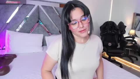 Astrid  online show from 14, 3, 2026