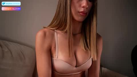 Astrid online show from 14, 4, 2026