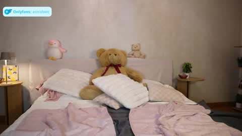 Astrid online show from 19, 5, 2026