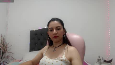 Snapshot of astrolover_ chatting on 16, 10, 2025 camila online show from 16, 10, 2025