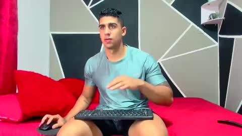 Snapshot of astromgrey chatting on 5, 3, 2025 Astrom model independent online show from 5, 3, 2025