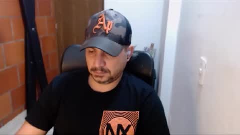 Snapshot of astton_nick chatting on 7, 2, 2025 Nick Astton online show from 7, 2, 2025
