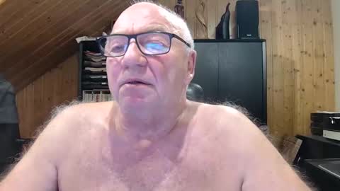 asusandy online show from 6, 4, 2026