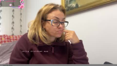 Snapshot of atanasiaxxx chatting on 2, 10, 2025 Atanasia online show from 2, 10, 2025