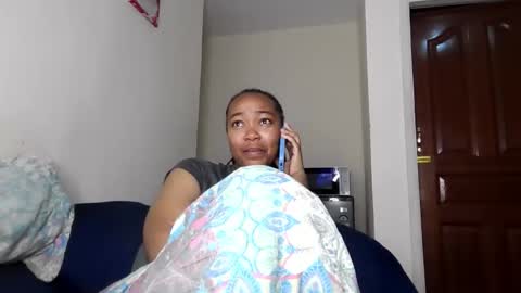 Snapshot of atara_seren chatting on 18, 5, 2026 atara_seren online show from 18, 5, 2026
