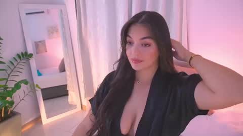 Snapshot of atena676 chatting on 27, 7, 2026 atena676 online show from 27, 7, 2026