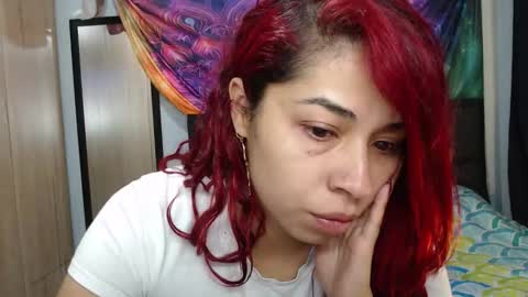 Snapshot of atena_messy chatting on 5, 11, 2025 atena messy online show from 5, 11, 2025