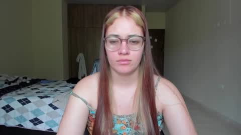 atenas online show from 17, 2, 2025