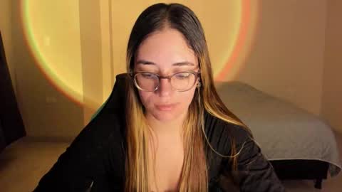 atenas online show from 25, 10, 2025