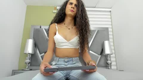 atenea online show from 3, 6, 2026