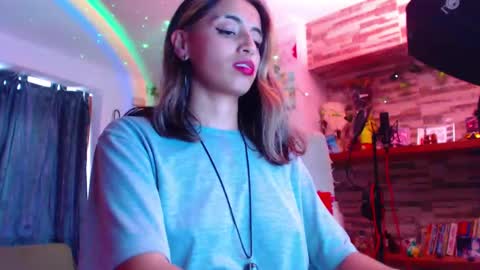 Atenea online show from 7, 2, 2025