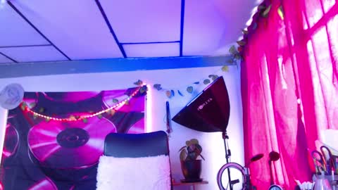 Atenea online show from 16, 9, 2025