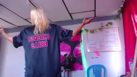 Atenea online show from 5, 12, 2025