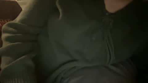 Snapshot of athenagirl69 chatting on 5, 1, 2025 athenagirl69 online show from 5, 1, 2025