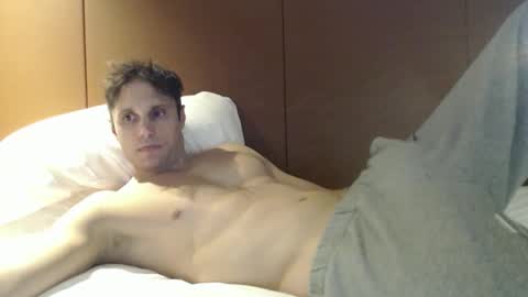 Snapshot of athleteguy55555 chatting on 5, 1, 2026 tommycb55555 online show from 5, 1, 2026