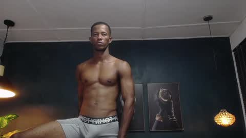 Snapshot of athleticbig_cock chatting on 19, 12, 2024 ATHLETIC COCK online show from 19, 12, 2024