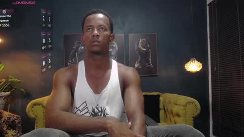 Snapshot of athleticbig_cock chatting on 5, 2, 2025 ATHLETIC COCK online show from 5, 2, 2025