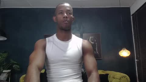 Snapshot of athleticbig_cock chatting on 27, 2, 2025 ATHLETIC COCK online show from 27, 2, 2025