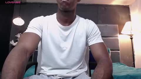 Snapshot of athleticbig_cock chatting on 10, 9, 2025 ATHLETIC COCK online show from 10, 9, 2025