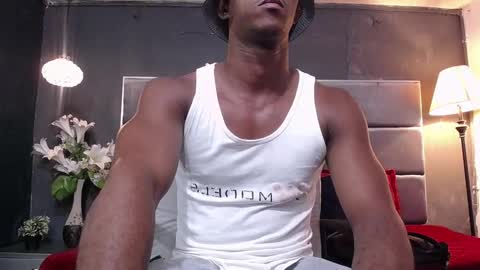 Snapshot of athleticbig_cock chatting on 18, 9, 2025 ATHLETIC COCK online show from 18, 9, 2025