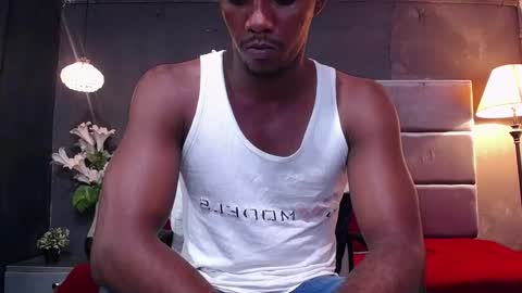 Snapshot of athleticbig_cock chatting on 10, 10, 2025 ATHLETIC COCK online show from 10, 10, 2025