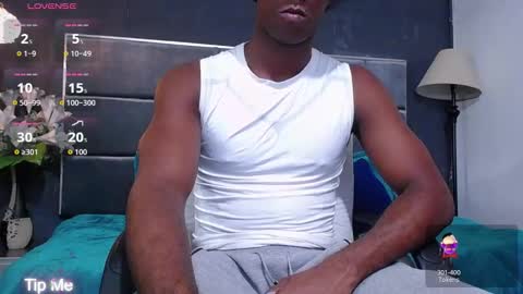 Snapshot of athleticbig_cock chatting on 11, 11, 2025 ATHLETIC COCK online show from 11, 11, 2025