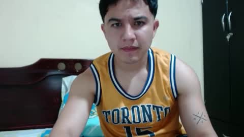 Snapshot of athleticboy2026 chatting on 20, 5, 2026 Robin online show from 20, 5, 2026