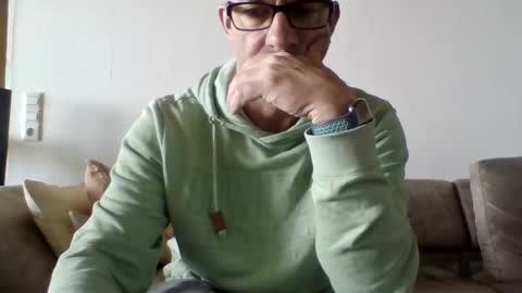 athome1976 online show from 20, 4, 2026