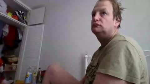 yoursissy online show from 3, 7, 2026
