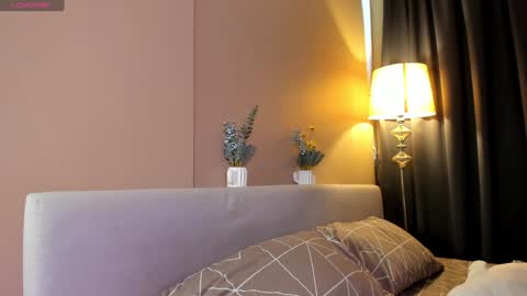 online every day between 10am-23pm online show from 10, 1, 2025