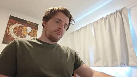 Snapshot of atomicoliver chatting on 20, 1, 2025 atomicoliver online show from 20, 1, 2025