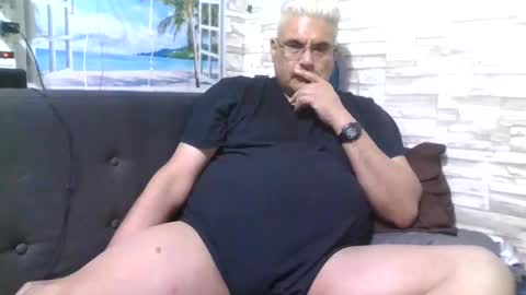 A online show from 15, 11, 2025