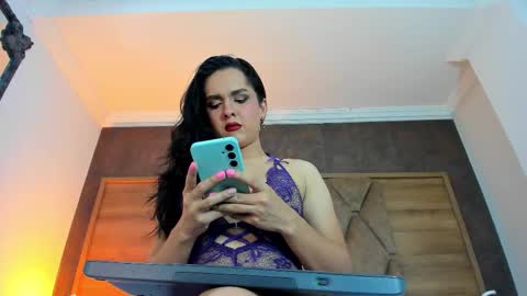 Audrey Hayworth online show from 11, 2, 2026