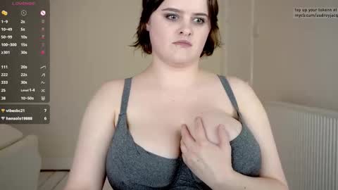 Audrey Jacq online show from 26, 9, 2025