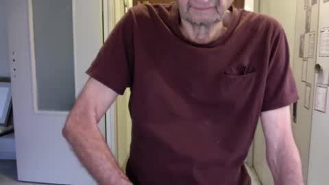 auguste061400 online show from 13, 12, 2024