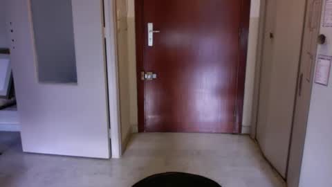 auguste061400 online show from 18, 12, 2024