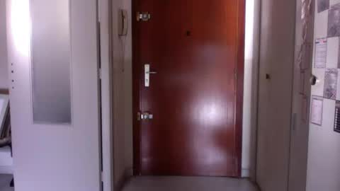 auguste061400 online show from 24, 2, 2025