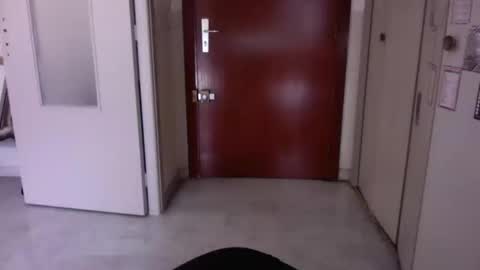 auguste061400 online show from 4, 3, 2025