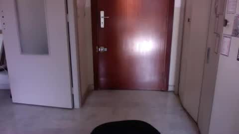 auguste061400 online show from 7, 3, 2025