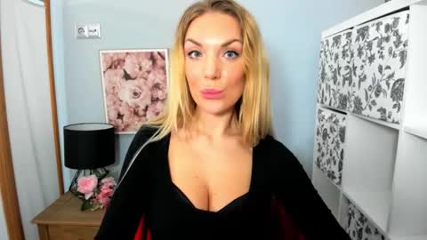 AulloraSensual online show from 11, 12, 2024