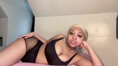 Snapshot of aunyxxx chatting on 3, 2, 2025 aunyxxx online show from 3, 2, 2025