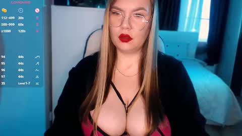 Snapshot of aura_boobs chatting on 14, 1, 2026 Aura FOLLOW ME online show from 14, 1, 2026