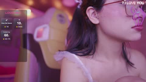 aura_rouss online show from 11, 2, 2026