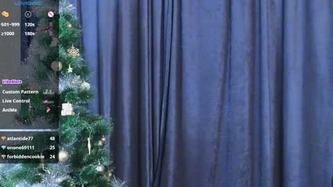 Snapshot of auraclark chatting on 24, 12, 2024 auraclark online show from 24, 12, 2024