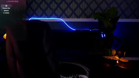 Nikol online show from 28, 9, 2025