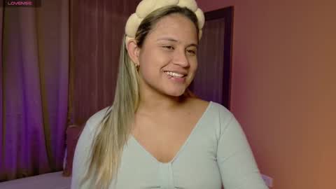 Snapshot of aurora_collins08 chatting on 23, 1, 2025 aurora_collins08 online show from 23, 1, 2025