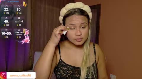 Snapshot of aurora_collins08 chatting on 11, 2, 2025 aurora_collins08 online show from 11, 2, 2025
